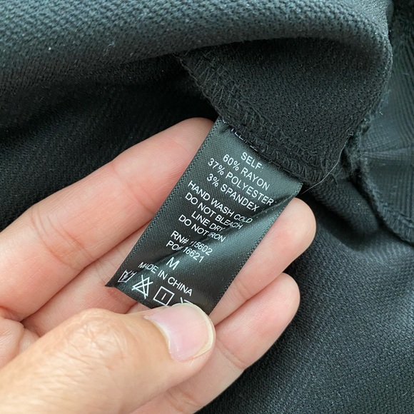 LUSH Black Short Sleeve Mini Shift Dress - Picture 12 of 13